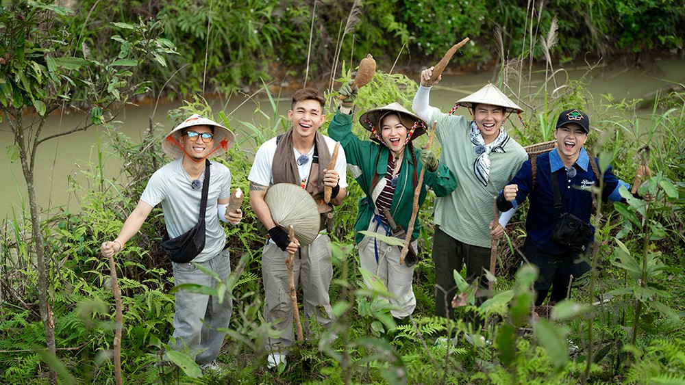 Concert đầu tiên tại Việt Nam kéo dài 10 tiếng gây sốc: Vũ trụ Anh Tài - Chị Đẹp - Tân Binh tập hợp!- Ảnh 5.