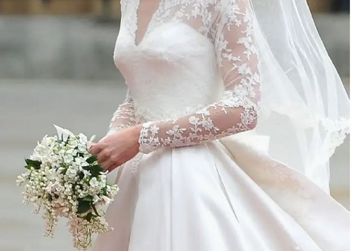 Sự thật xấu xí về nguồn gốc bó hoa cưới của cô dâu- Ảnh 3.