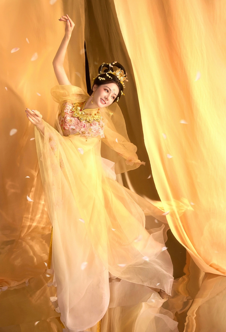 Mỹ nhân Trung Quốc được ví như "tiên nữ hạ phàm" là ai?- Ảnh 1.