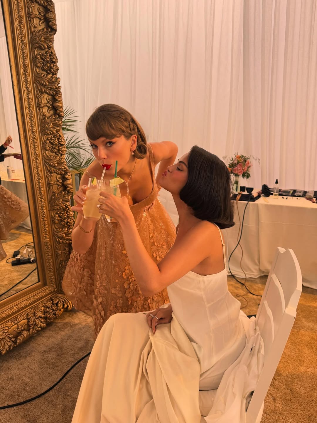 Taylor Swift tuyệt đối không dám làm 1 chuyện ở đám cưới Selena Gomez!- Ảnh 1.