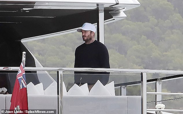 "Tiểu mỹ nhân" Harper Beckham bị paparazzi "dìm" thê thảm!- Ảnh 11.