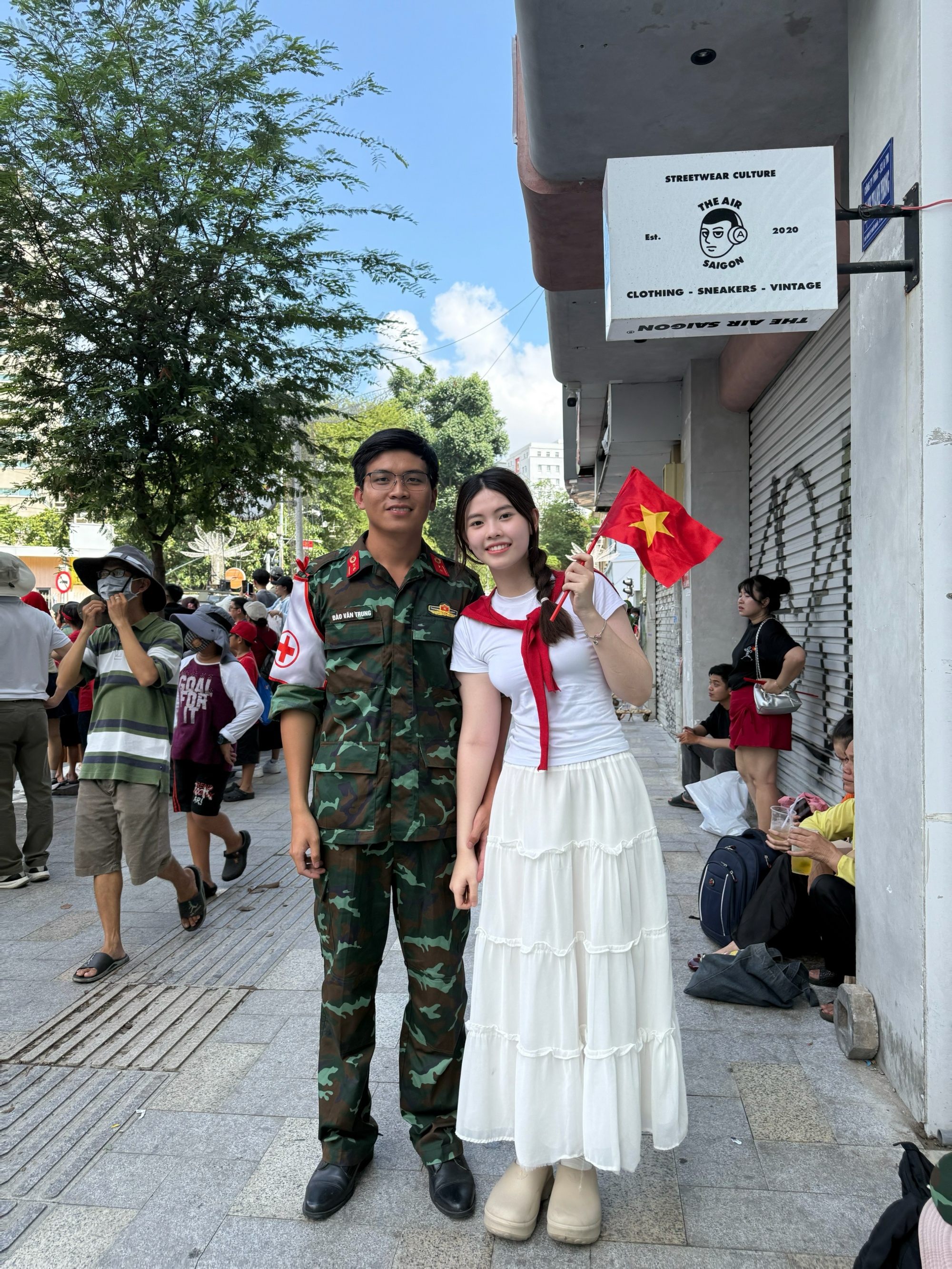 &ldquo;Phấn đấu mỗi nh&agrave; c&oacute; 1 b&aacute;c sĩ&rdquo;: Ch&agrave;ng trai lần đầu ra mắt, chưa kịp r&oacute;t nước đ&atilde; xin... xem đơn thuốc!- Ảnh 4.