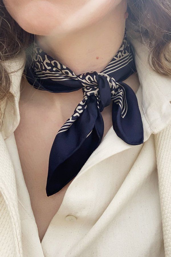 Năm 40 tuổi, t&ocirc;i nhận ra 3 b&iacute; quyết để m&ugrave;a thu mặc vừa trẻ vừa sang- Ảnh 8.