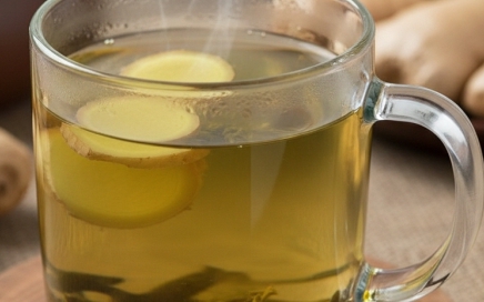Điều gì xảy ra khi uống trà xanh thêm vài lát gừng?