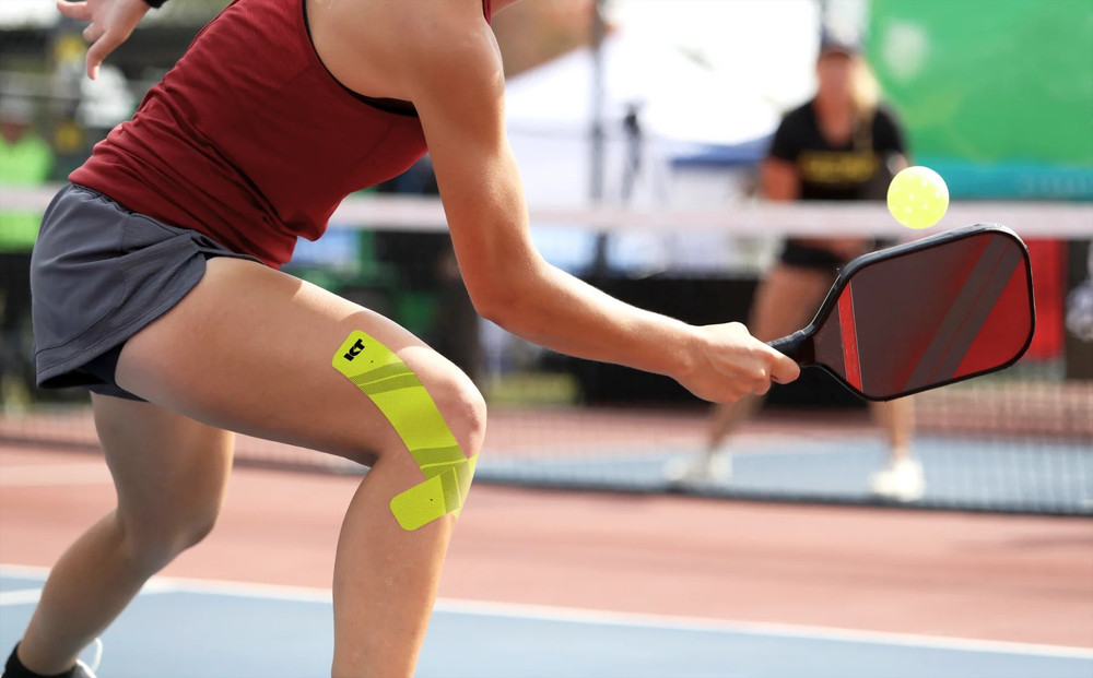 Người phụ nữ ở Hà Nội suýt tàn phế vì đánh pickleball quá chăm- Ảnh 1.