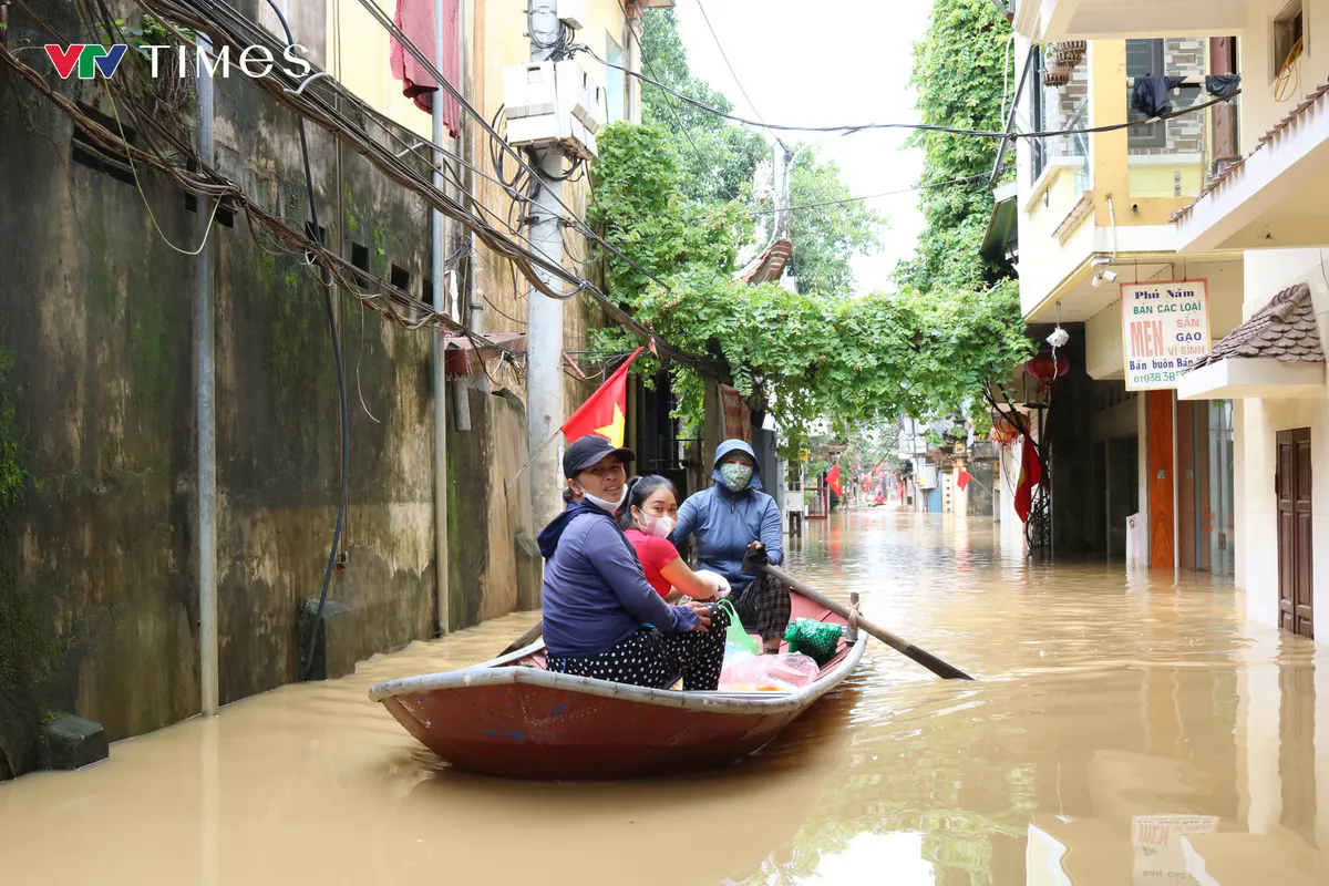 Bắc Ninh: Lũ nối đuôi cô lập hàng nghìn hộ dân- Ảnh 5.