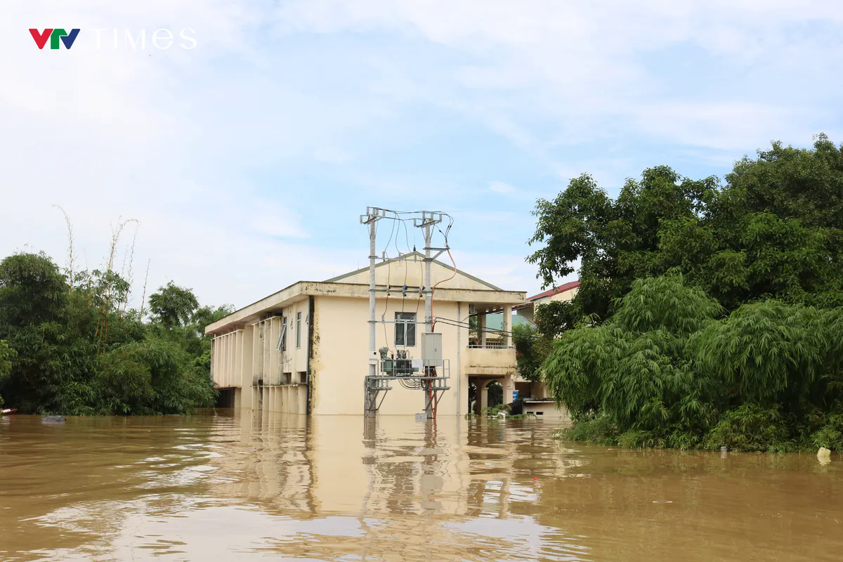 Bắc Ninh: Lũ nối đuôi cô lập hàng nghìn hộ dân- Ảnh 9.