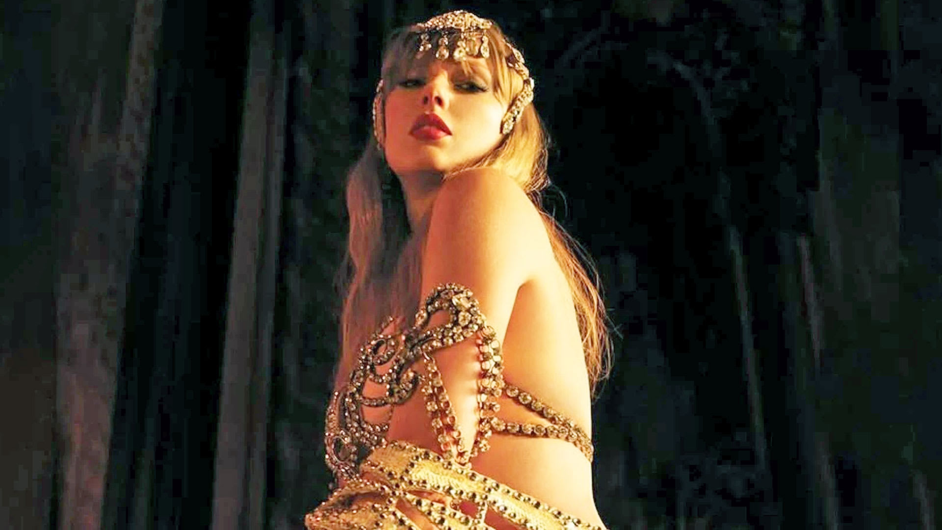 Taylor Swift bị ruồng bỏ vẫn làm nên lịch sử, cả loạt siêu sao “ra chuồng gà”- Ảnh 7.