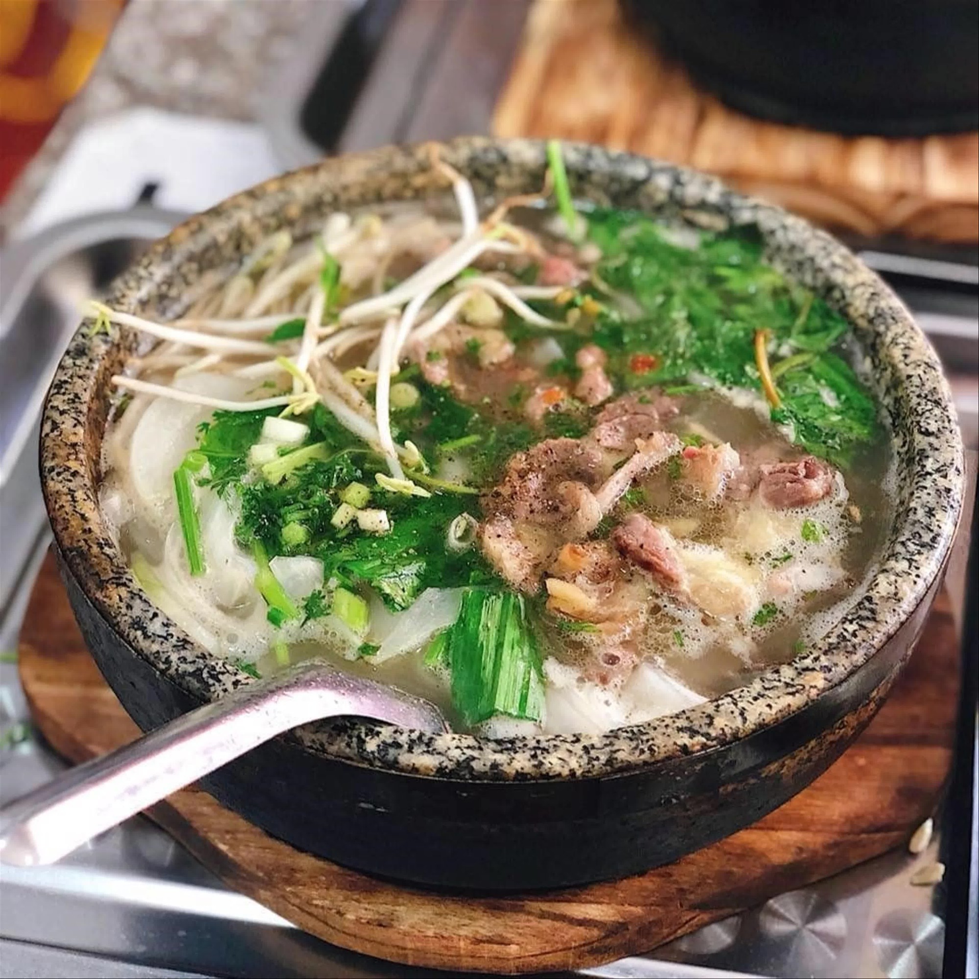 Phở Việt lên đài Hàn Quốc, không phải loại thường thấy, du khách nhận xét: 