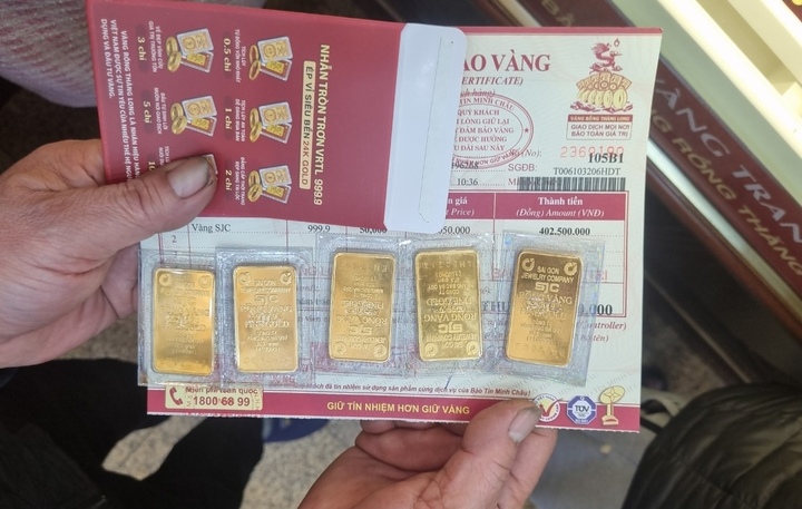 Giá vàng miếng vượt 141 triệu đồng/lượng- Ảnh 1.