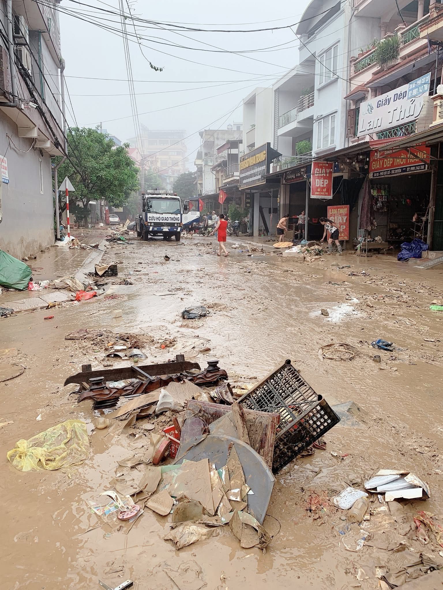 Lũ rút, Thái Nguyên hiện lên với một khung cảnh tan hoang đến xót xa- Ảnh 10.