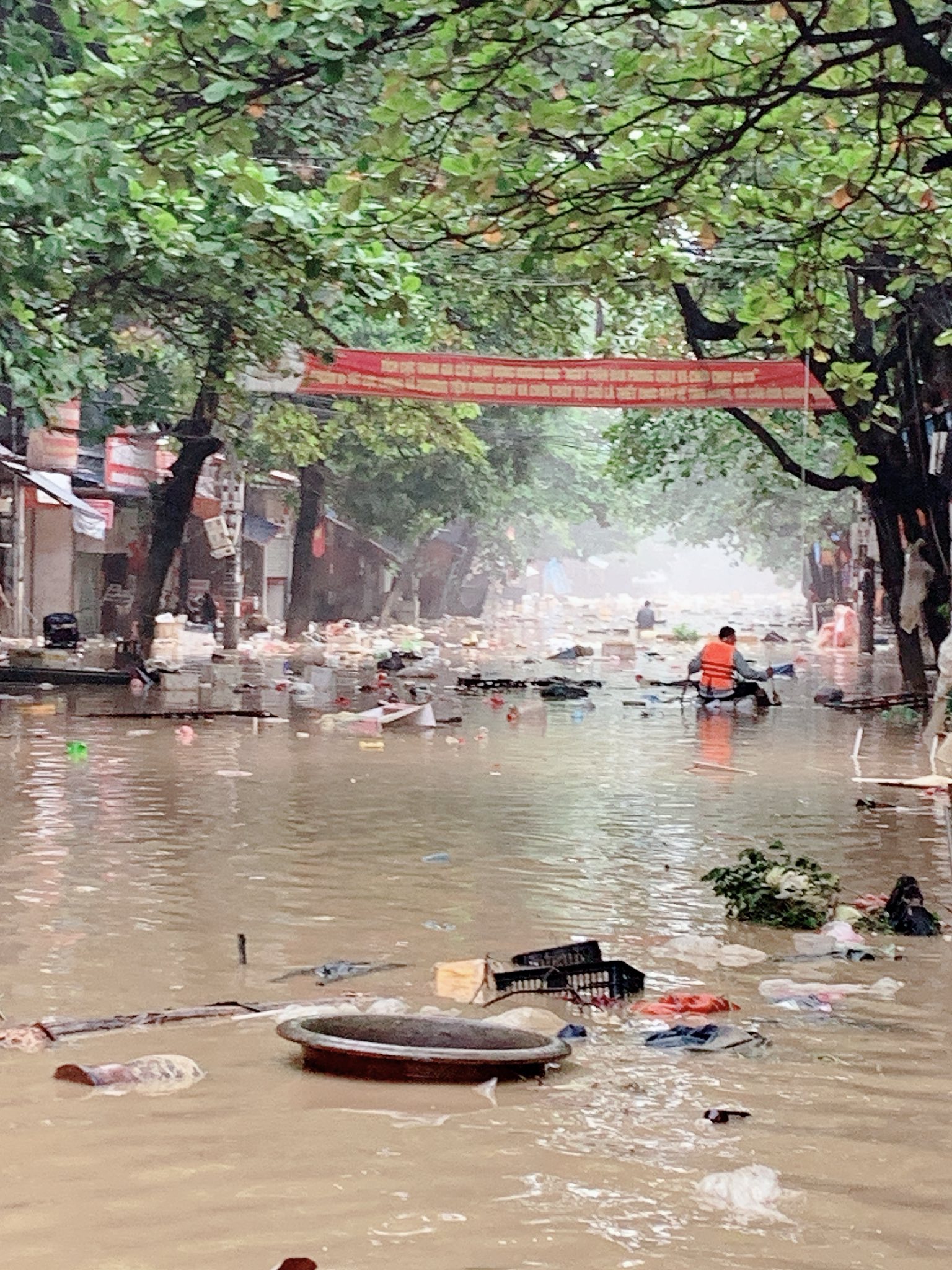 Lũ rút, Thái Nguyên hiện lên với một khung cảnh tan hoang đến xót xa- Ảnh 8.