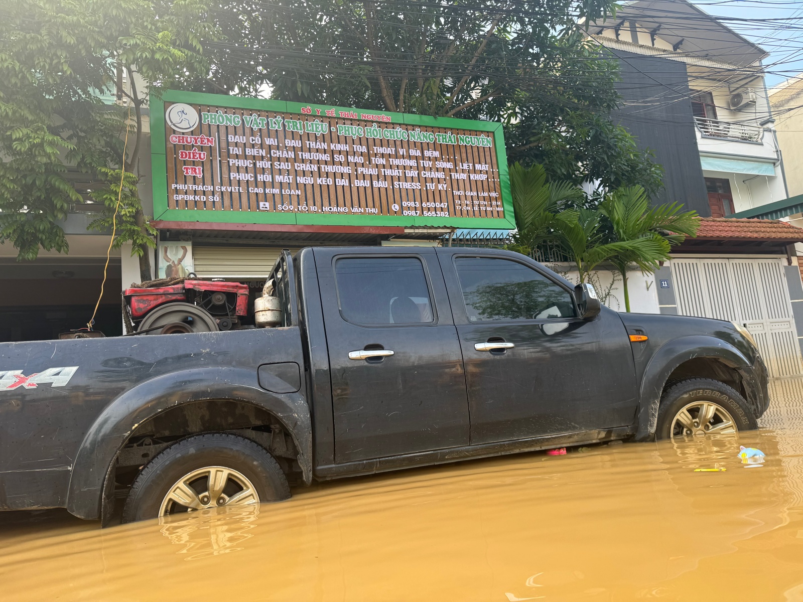 Cảnh tượng khó tin ở trung tâm Thái Nguyên ngày 9/10- Ảnh 16.