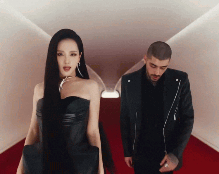Toan tính của thành viên đẹp nhất BLACKPINK và mỹ nam đẹp nhất thế giới- Ảnh 2.