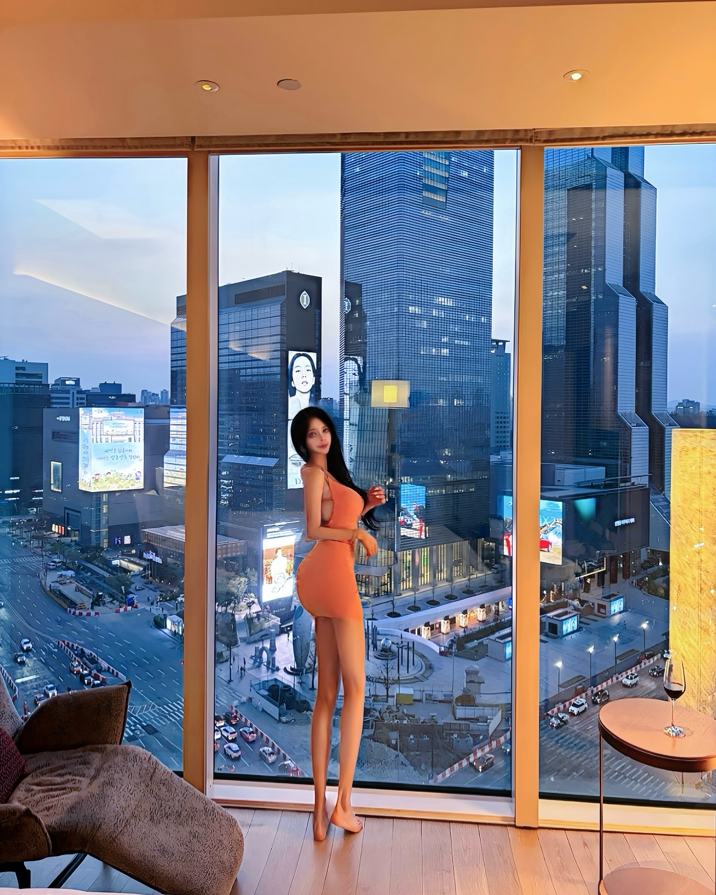 Hot loạt ảnh gái xinh với màn chỉnh hình 