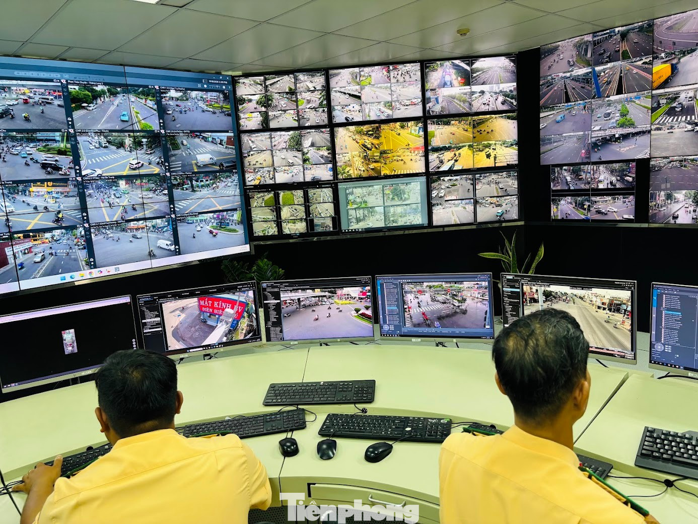 'Check in' nơi CSGT giám sát giao thông bằng camera AI ở TPHCM- Ảnh 1.
