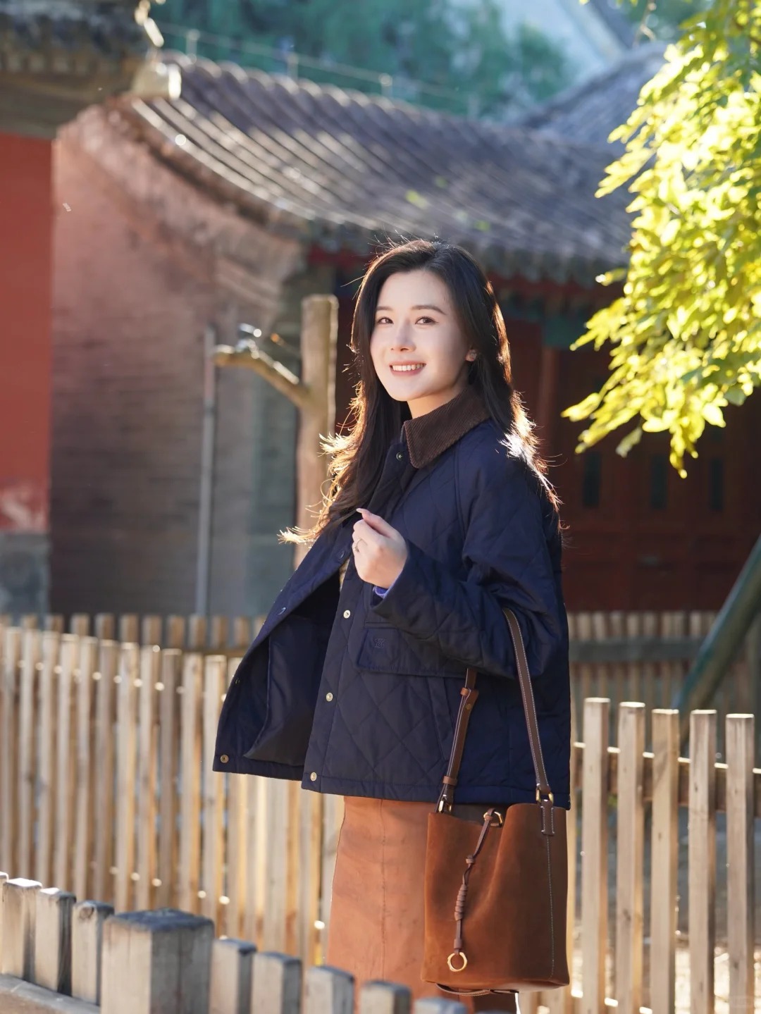 Bật mí gam màu may mắn cho 12 con giáp tuần mới (3/11 - 9/11): Diện khéo là vận đỏ cả tình lẫn tiền- Ảnh 2. Bật mí gam màu may mắn cho 12 con giáp tuần mới (3/11 - 9/11): Diện khéo là vận đỏ cả tình lẫn tiền- Ảnh 2.