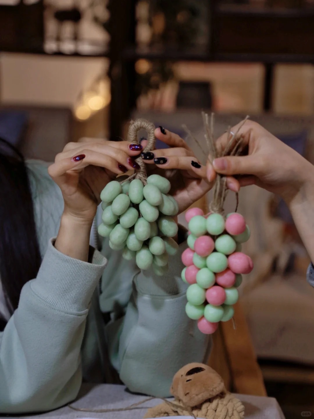 Sau giờ làm, nhiều chị em đua nhau đi  Sau giờ làm, nhiều chị em đua nhau đi