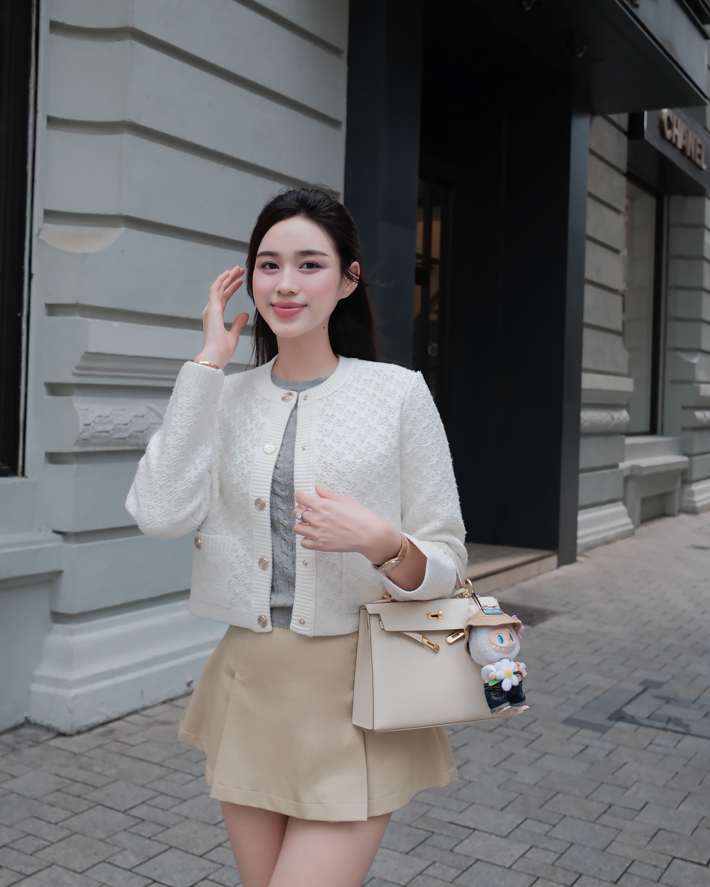 Gu chọn chân váy của các nàng dâu hào môn: 4 kiểu đơn giản nhưng mặc thế nào cũng sang- Ảnh 11.