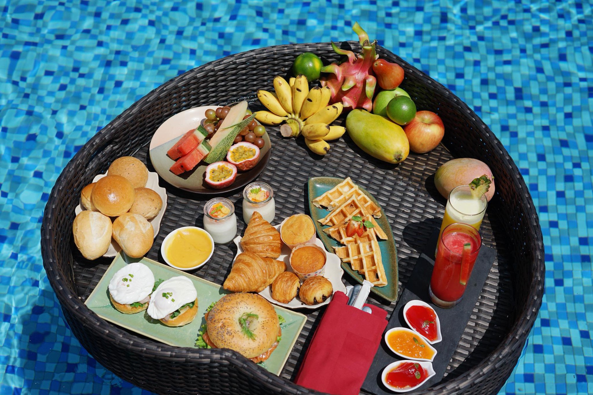 Bữa ăn giàu sang của Trương Ngọc Ánh- Ảnh 5. Bữa ăn giàu sang của Trương Ngọc Ánh- Ảnh 5.