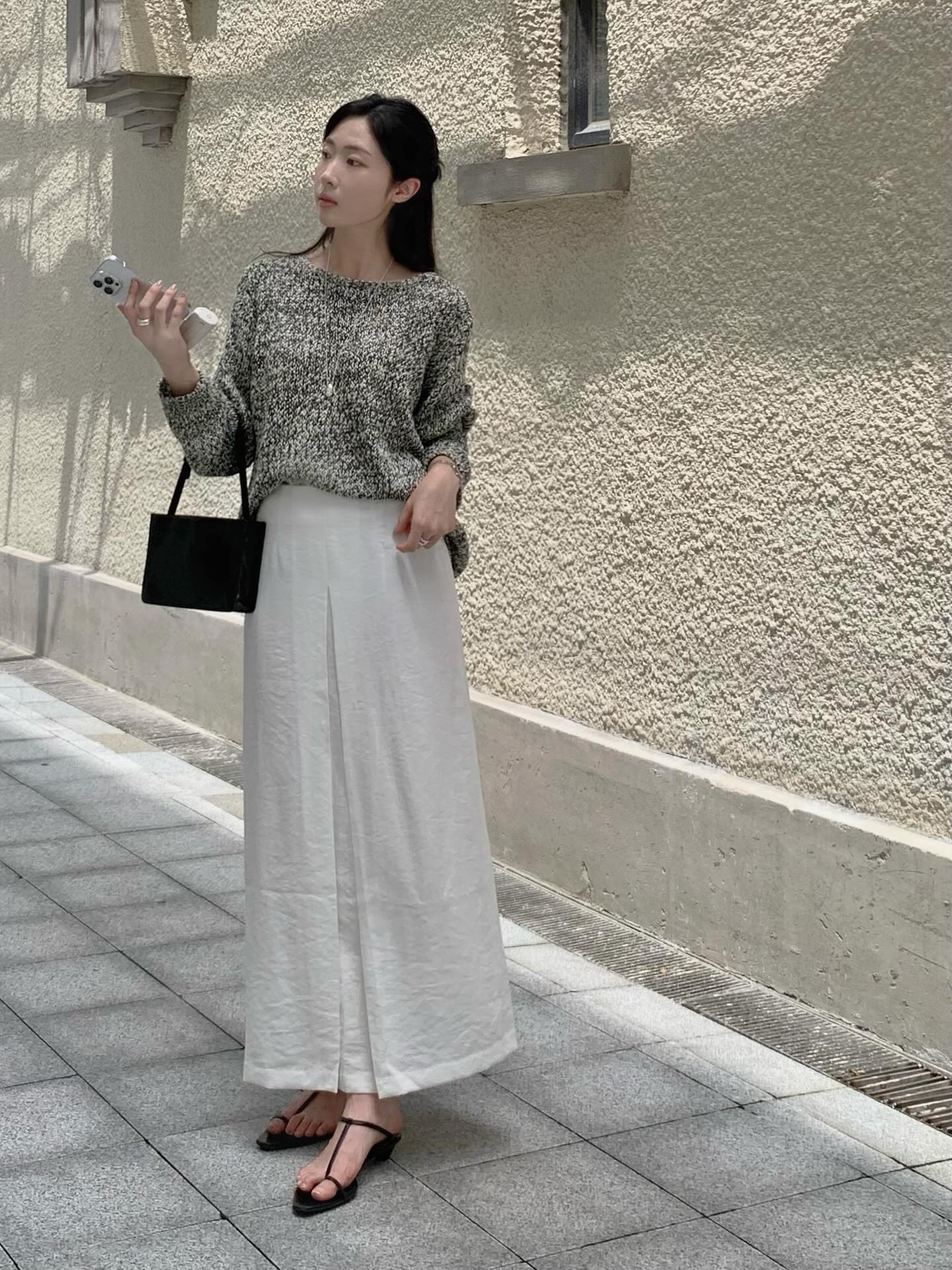 5 món thời trang mùa đông giúp chị em xây dựng thành công phong cách tối giản- Ảnh 5.