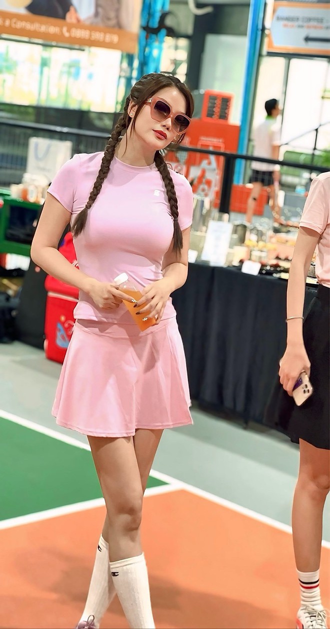 Vì sao Trương Ngọc Ánh ngày càng trẻ?- Ảnh 23. Vì sao Trương Ngọc Ánh ngày càng trẻ?- Ảnh 23.