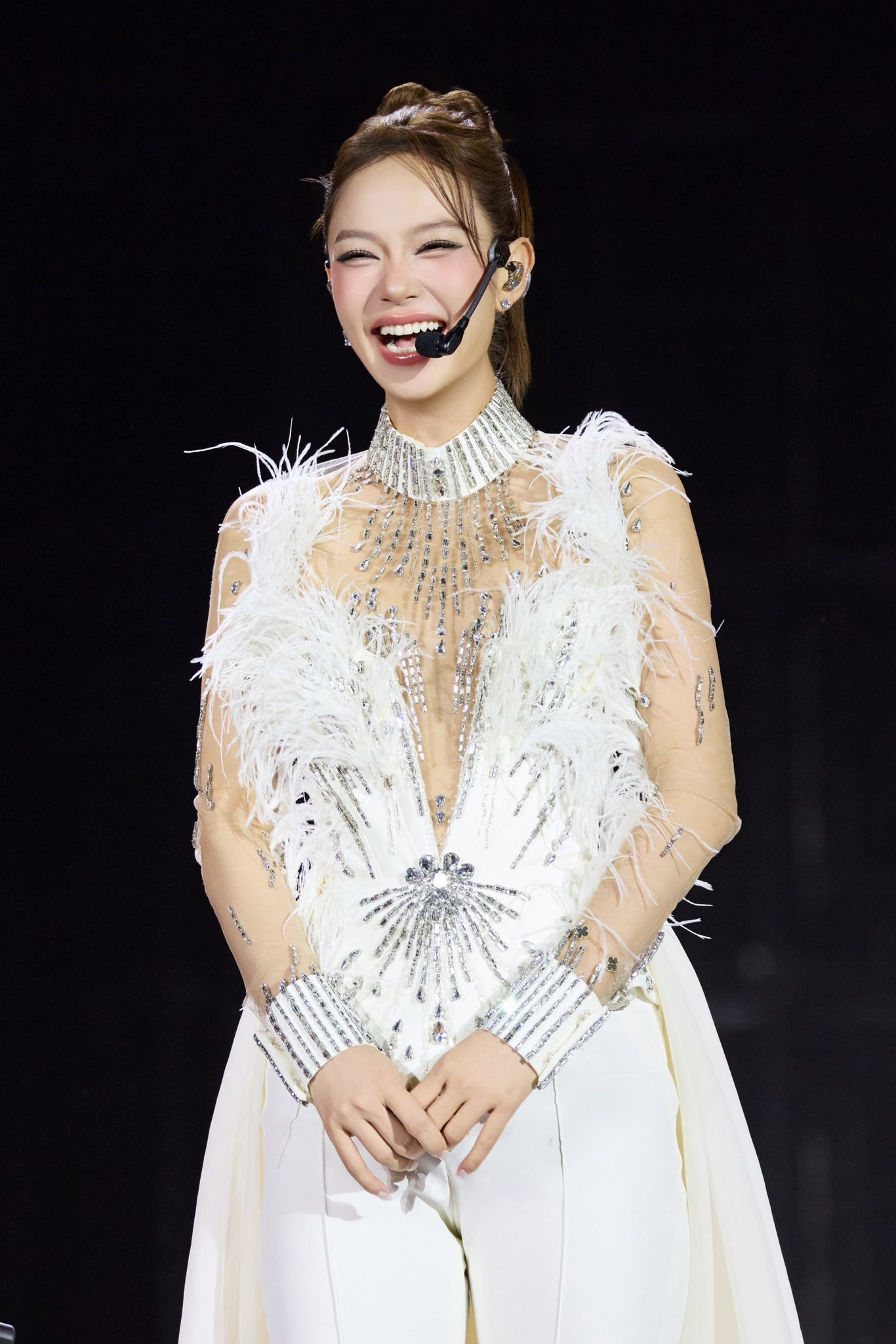 6 pha “oét nốt” mắc cỡ của sao Việt: 1 sao hạng A hát live như 