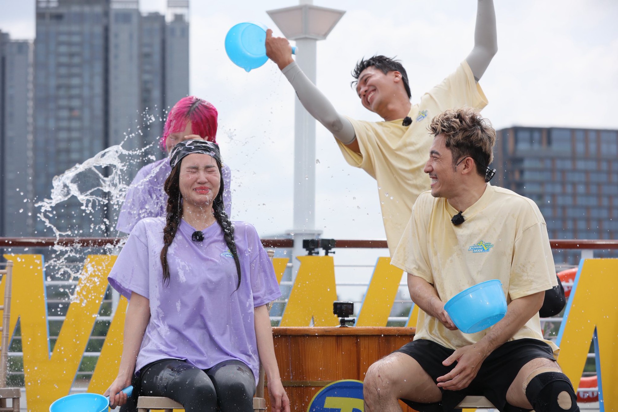 Ninh Dương Lan Ngọc ăn vạ- Ảnh 6.