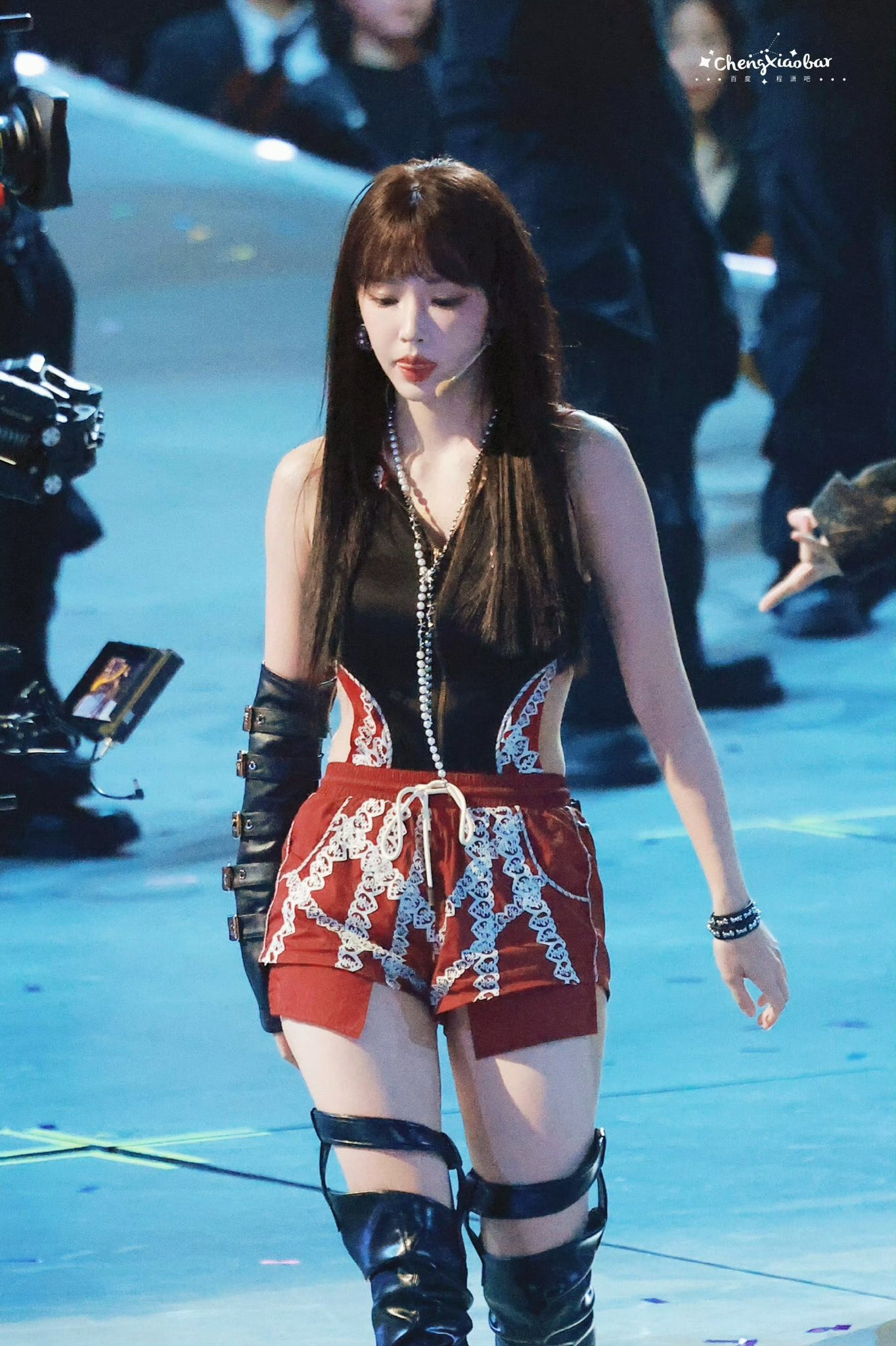 Tìm cả châu Á mới ra tiên nữ giáng trần này: Tinh hoa 4 mùa dồn hết vào người, giọng hát ngọt lịm có thật không vậy?- Ảnh 6.