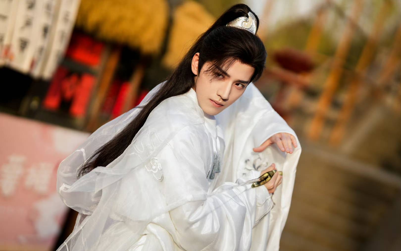 Nếu còn tự trọng thì mỹ nam này nên giải nghệ: Diễn vai nào đau mắt vai đó, đẹp như tranh vẽ cũng vô dụng- Ảnh 1.