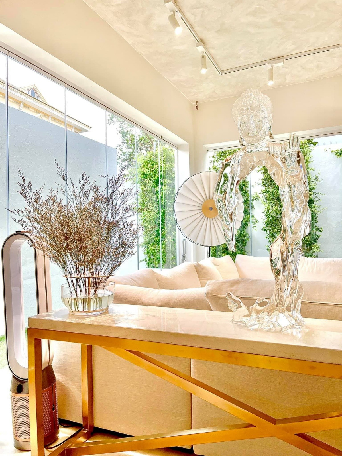 Lệ Quyên và Hồ Ngọc Hà có 1 điểm chung- Ảnh 17.