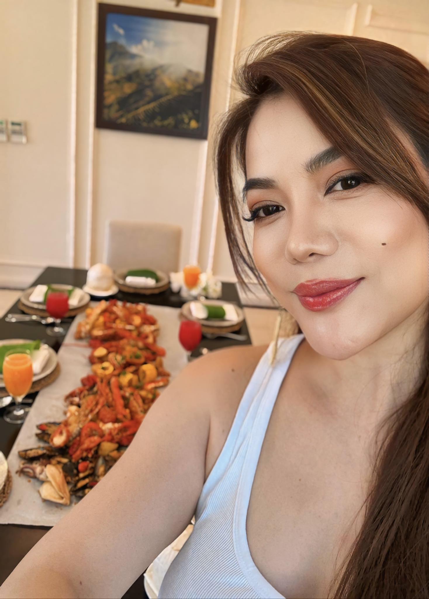 Bữa ăn giàu sang của Trương Ngọc Ánh- Ảnh 7. Bữa ăn giàu sang của Trương Ngọc Ánh- Ảnh 7.