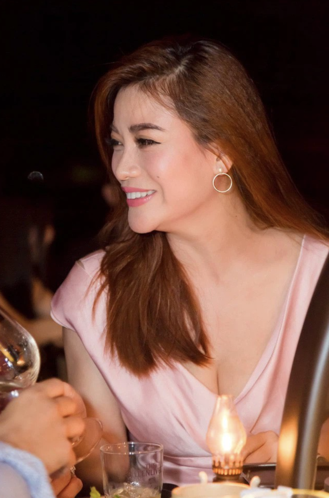 Vì sao Trương Ngọc Ánh ngày càng trẻ?- Ảnh 15. Vì sao Trương Ngọc Ánh ngày càng trẻ?- Ảnh 15.