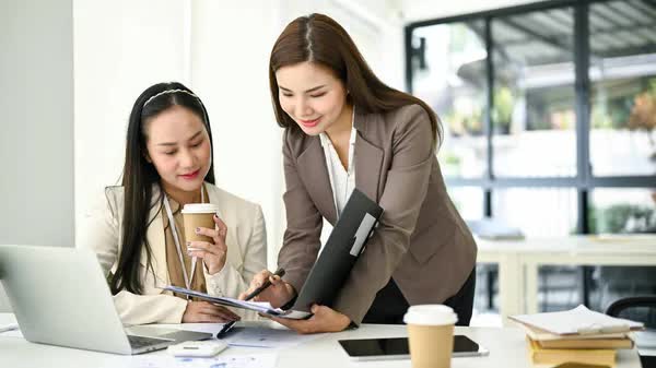 Không cần tìm đâu xa, 3 kiểu người này chính là quý nhân “giá trị hơn vàng”: Nếu bạn có đủ thì xin chúc mừng- Ảnh 1.