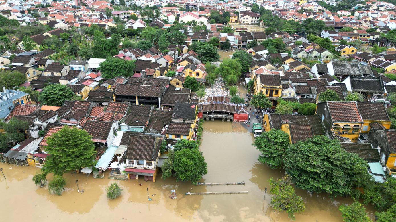 Du khách tấp nập trở lại Hội An- Ảnh 14. Du khách tấp nập trở lại Hội An- Ảnh 14.
