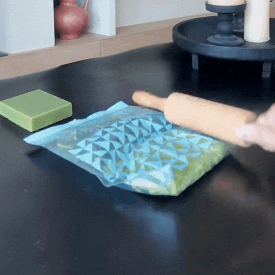 Sau giờ làm, nhiều chị em đua nhau đi  Sau giờ làm, nhiều chị em đua nhau đi