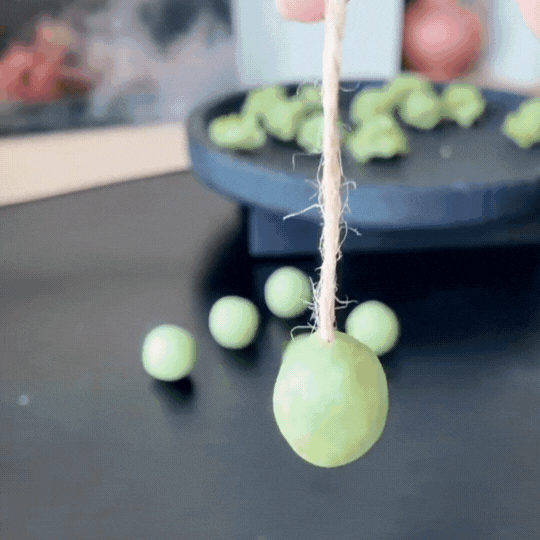 Sau giờ làm, nhiều chị em đua nhau đi  Sau giờ làm, nhiều chị em đua nhau đi