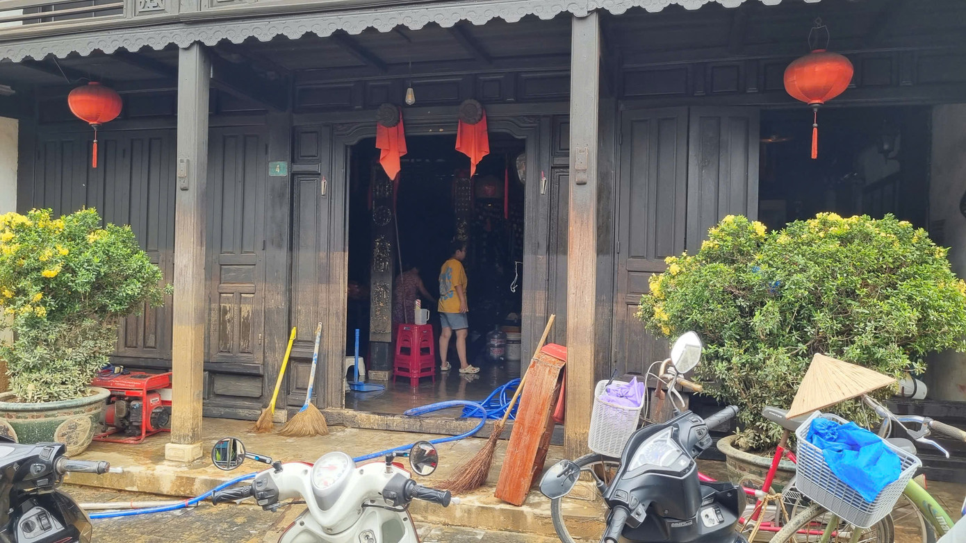 Du khách tấp nập trở lại Hội An- Ảnh 17. Du khách tấp nập trở lại Hội An- Ảnh 17.