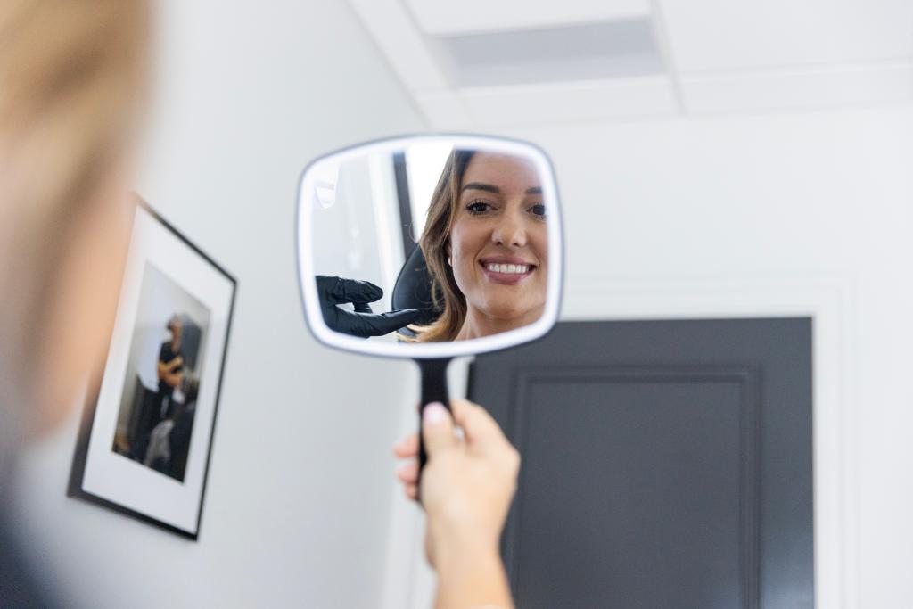 Quá sợ tuổi già, ngày càng nhiều cô gái U30 làm các loại phẫu thuật thẩm mỹ trước đây chỉ dành cho U60- Ảnh 13.