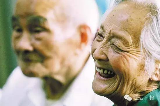 Có 3 kiểu người già hạnh phúc nhất, kiểu đầu hiếm thấy- Ảnh 1.