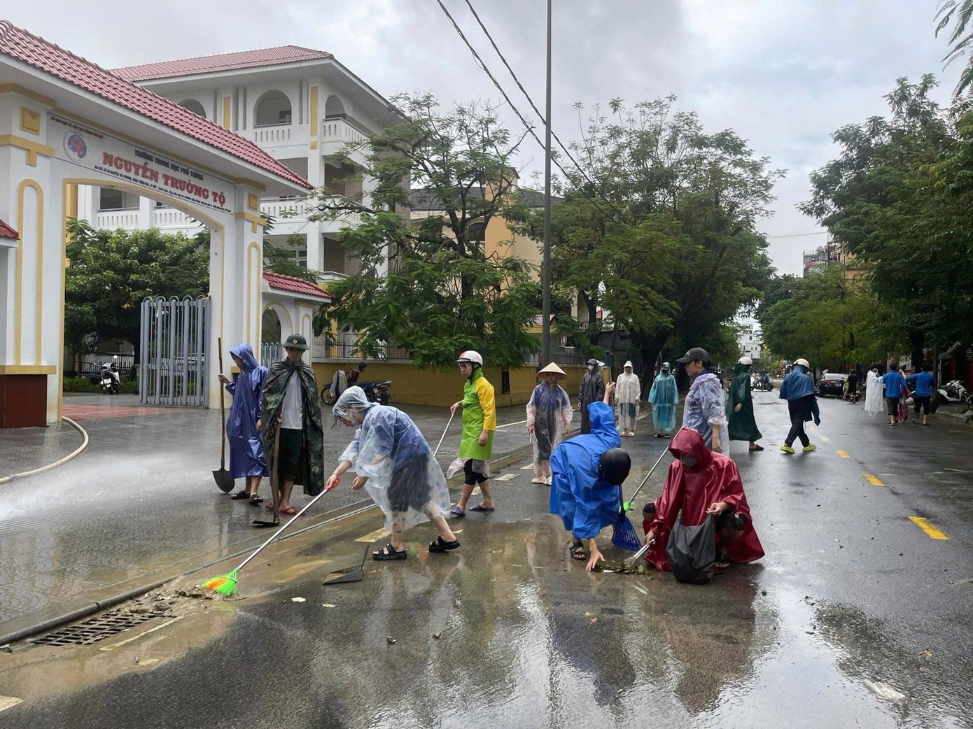 Hà Nội đề nghị ca sĩ Đan Trường không bắn pháo hoa trong concert- Ảnh 2.