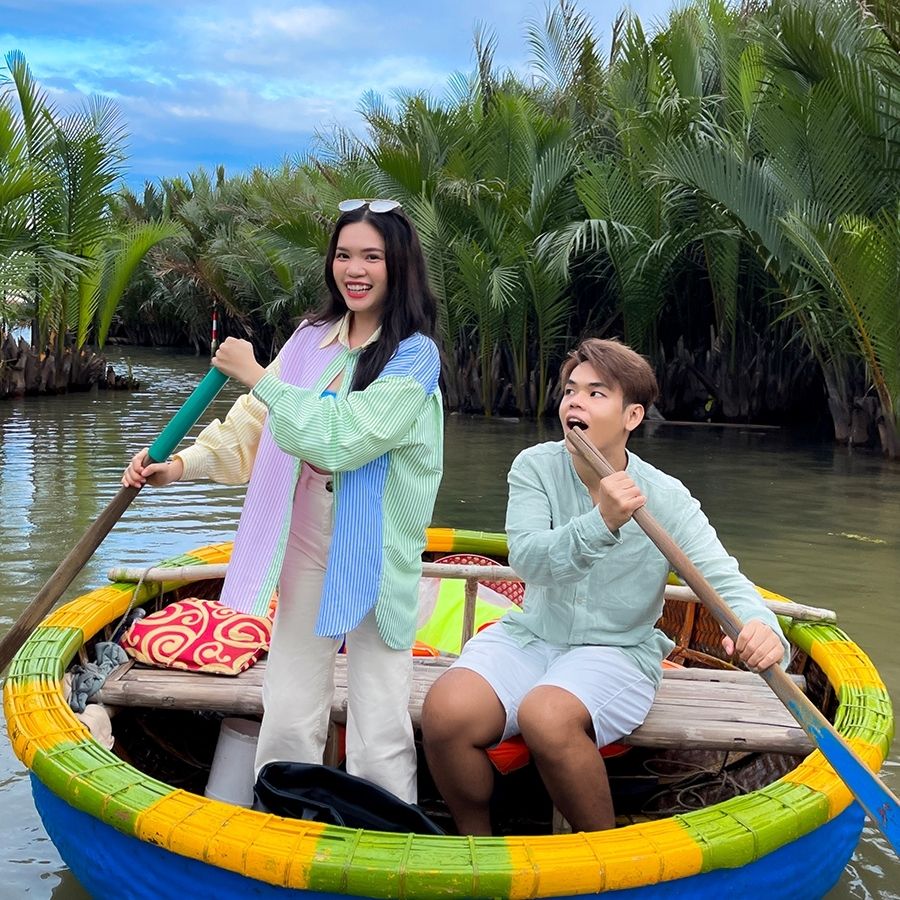 “Giáo sư Chuối” và Sunny Trương - cặp YouTuber đình đám thông báo chia tay- Ảnh 1.