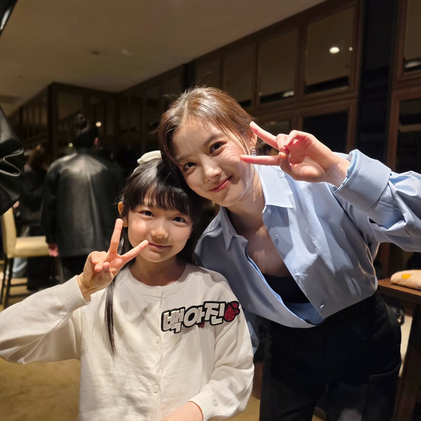 Thần đồng diễn xuất 1 năm đóng 8 phim gây bão MXH, chỉ 1 ánh mắt cũng khiến cả thiên hạ nín thở- Ảnh 1.