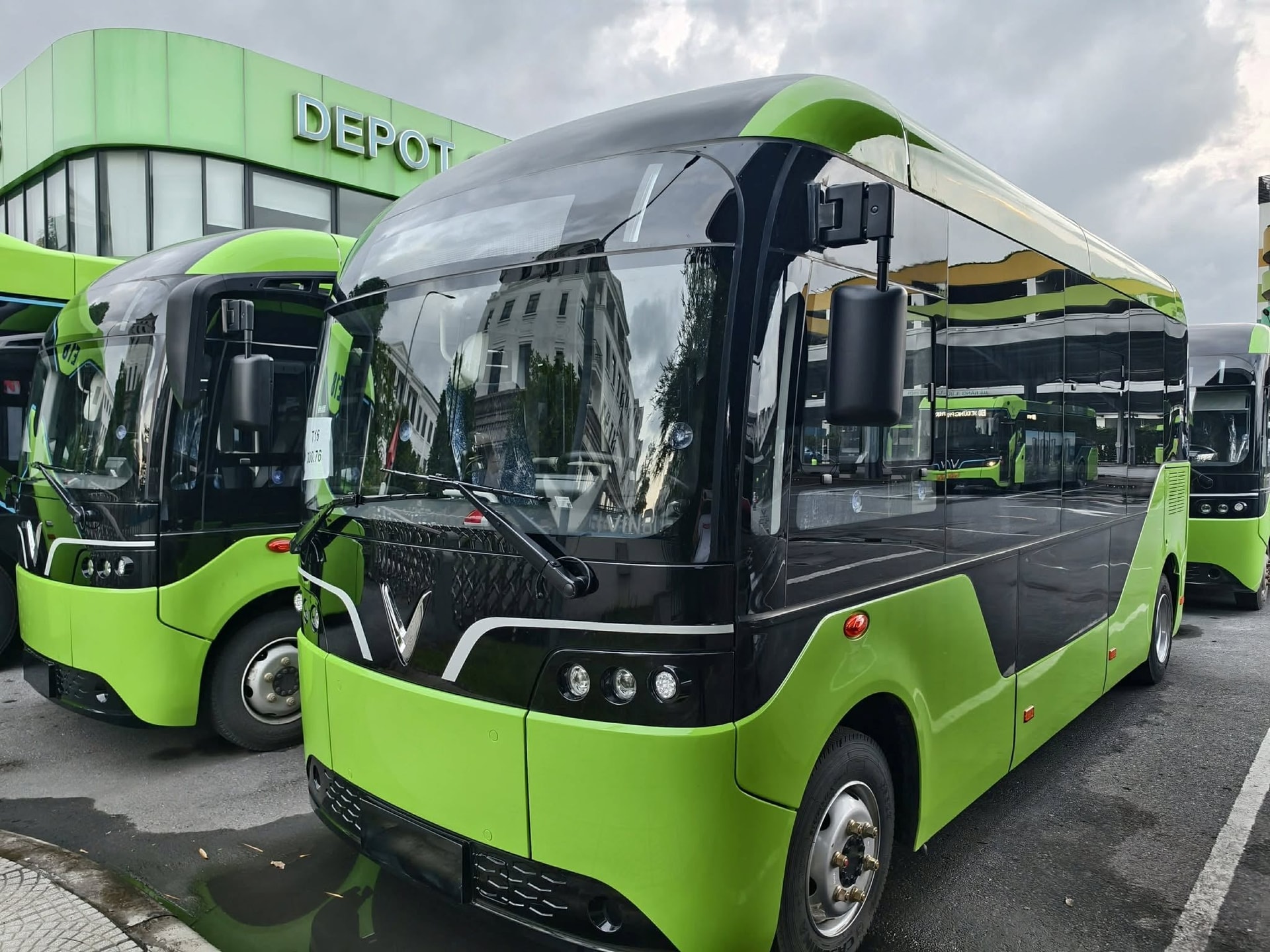 Lộ ảnh chi tiết xe VinFast 'nhỏ xinh' mới tinh sắp chạy đầy đường- Ảnh 2.