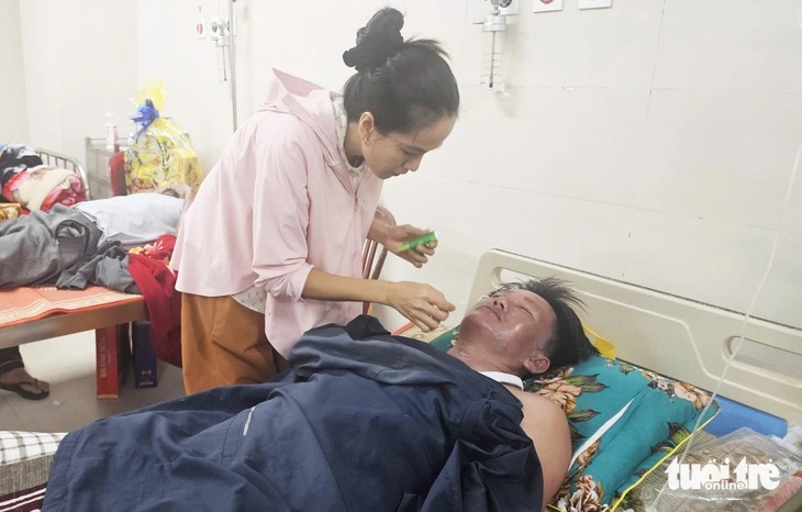 Vợ “người hùng” Lý Sơn từ cõi chết trở về: Chồng tôi rất dũng cảm, đã không thất hứa với mẹ con tôi- Ảnh 2.