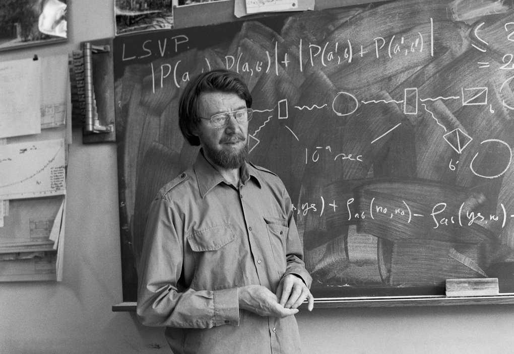 Einstein c&oacute; sai kh&ocirc;ng? M&aacute;y t&iacute;nh lượng tử đang dần h&eacute; lộ 'bản chất thật' của vũ trụ- Ảnh 3.