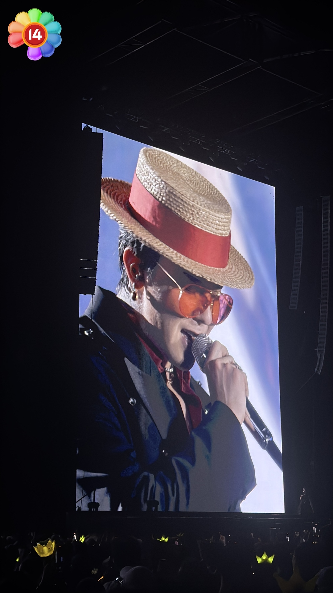 Chuyện gì thế này: TAEYANG - DAESUNG xuất hiện tại Việt Nam và đây là phản ứng của G-DRAGON?- Ảnh 5. Chuyện gì thế này: TAEYANG - DAESUNG xuất hiện tại Việt Nam và đây là phản ứng của G-DRAGON?- Ảnh 5.