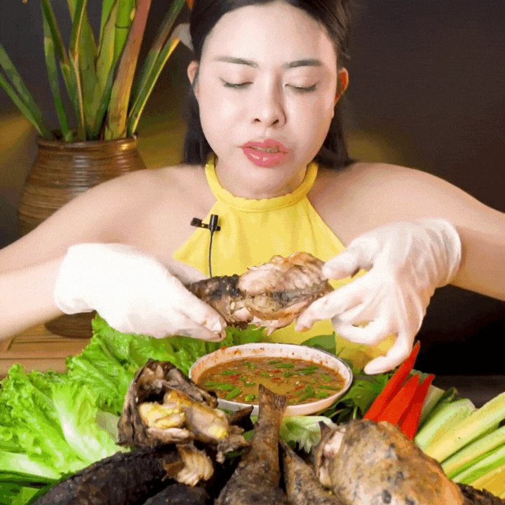 "Thủy quái thời tiền sử" được hội Tiktoker rần rần mukbang gây sốt cộng đồng mạng- Ảnh 16.