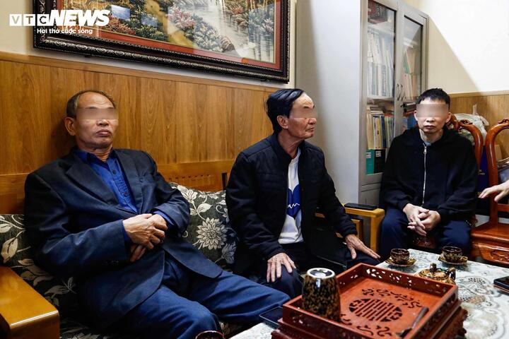 Người đàn ông dọa "giết cả nhà" hàng xóm, cư dân tòa nhà hoang mang- Ảnh 1.