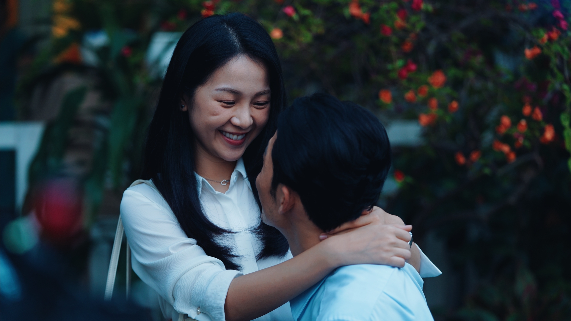 Cặp sao Việt bị đồn "phim giả tình thật" vì ngọt từ phim đến đời, ai nấy mê mệt ánh mắt của nhà trai- Ảnh 1.